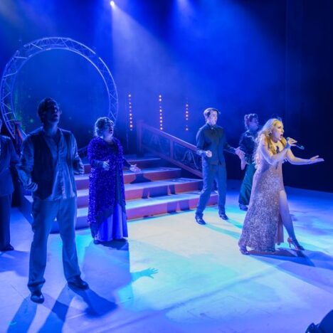 Supersankarit ja sukujuuret – kaksi maailmaa Vapriikissa