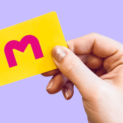 Energinen Konttinen hurmaa merellä